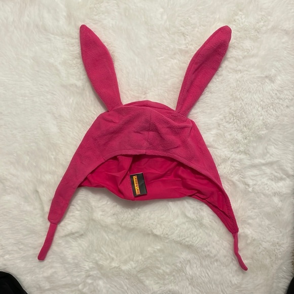 Accessories - Bobs burgers Louise beanie